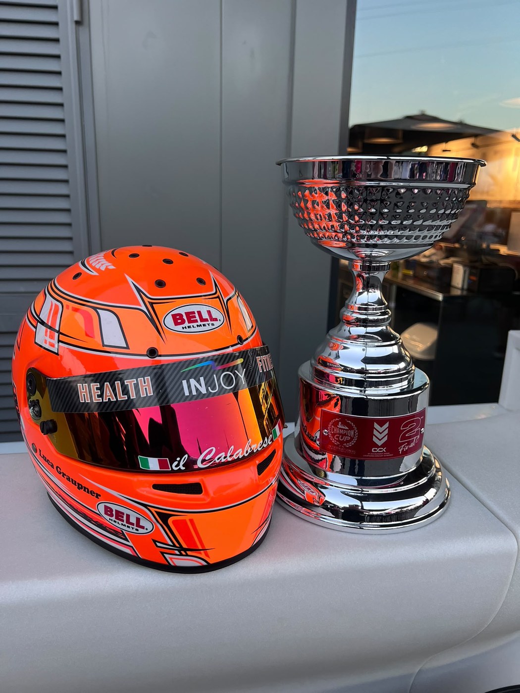 Helm und Pokal des Champion-Cup-Finales 2026 in Viterbo